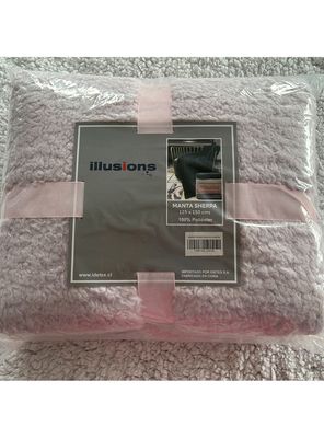 Imagen 2 del producto Manta Sherpa Lavanda 125x150 cm