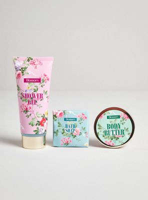 Set de Belleza Caja Floral Rose 3 Piezas