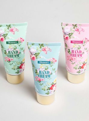 Imagen 2 del producto Set de Belleza Cremas Floral 3 Piezas