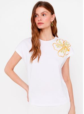 Polera Bordado Flor