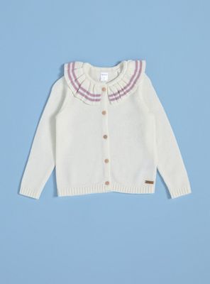 Chaleco Modelo Cuello Bobo y Líneas Decorativas