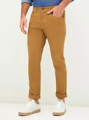 Pantalón Básico 5 Bolsillos Slim Fit