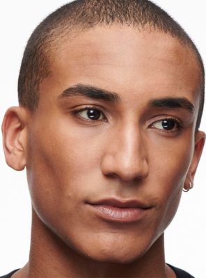 Imagen 2 del producto Studio Radiance Concealer NW40 11 ml