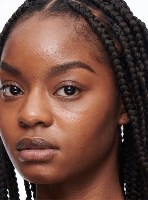 Imagen 2 del producto Studio Radiance Concealer NW45 11 ml