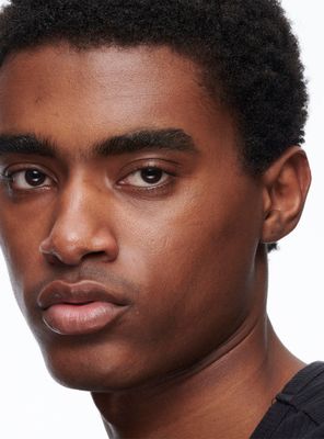 Imagen 2 del producto Studio Radiance Concealer NC58 11 ml