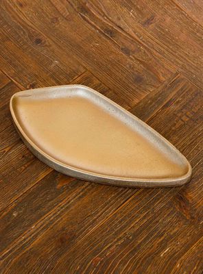 Plato Decorativo Metálico Dorado