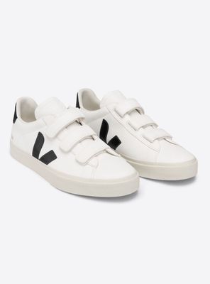 Imagen 2 del producto Zapatilla Urbana Estilo Recife Mujer