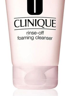 Imagen 2 del producto Espuma Clinique de Limpieza Facial 150 ml