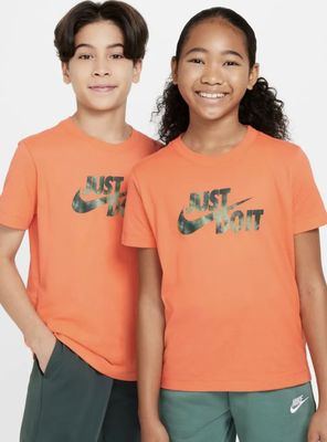 Imagen 1 del producto Polera Sportwear Graphic Juniors