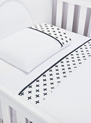 Imagen 2 del producto Juego Kidscool Sábanas Diseño Cruces