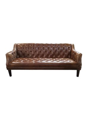 Imagen 2 del producto Sofá Wessex Capitone PU 3 Cuerpos