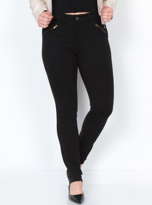 Calza Pitillo Tiro Alto Pretina Botón Aplicación Cierre