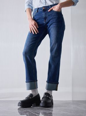 Jeans Slim Fit Básico Tiro Alto