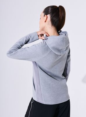 Imagen 2 del producto Polerón con Capucha Corte Curvo