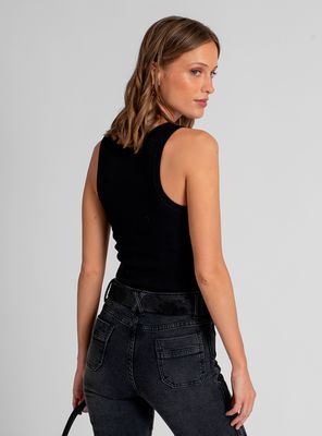 Imagen 2 del producto Polera Maru V Negro