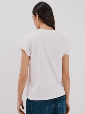 Imagen 2 del producto Polera Bordada Manga Volante