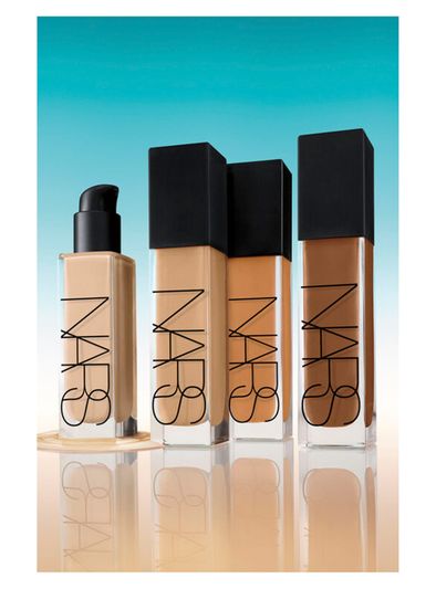 Base de Maquillaje Natural Radiant Longwear Foundation Valencia - image 1