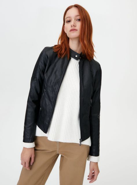 Chaqueta Visby con Broche en Cuello-0