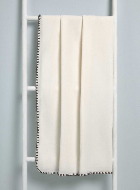 Manta Borde Puntadas 125x150 cm-0