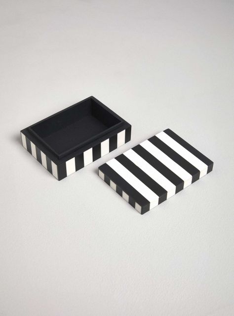Caja Rayada S-2