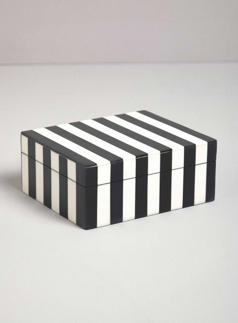Caja Rayada M-0