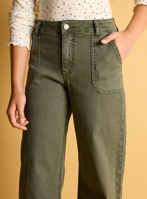 Pantalón con Bolsillos Grandes-3