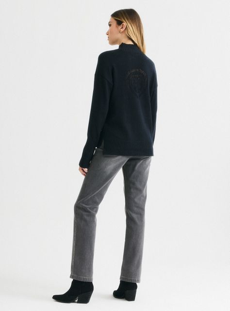 Sweater con Logo en Espalda-5