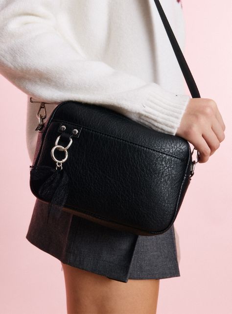 Cartera Bandolera Charm-5
