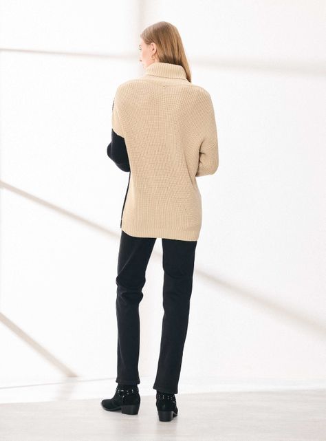 Sweater Bicolor con Botones en Corte Diagonal-5