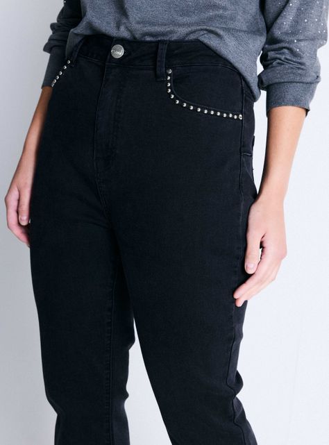 Jeans Flare con Tachas en Bolsillos Delanteros Talla Curvy-2