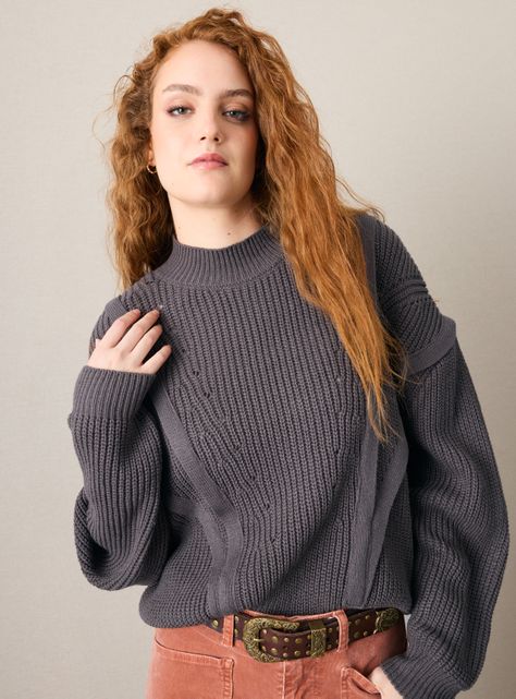 Sweater con Pieza Decorativa en Hombros-2
