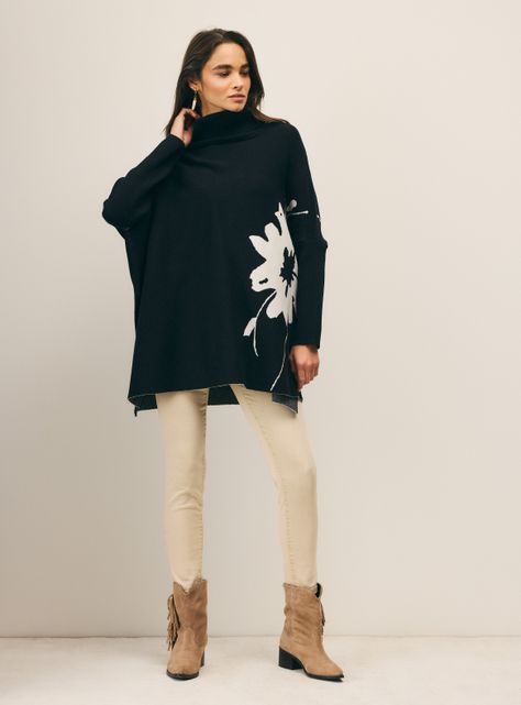 Sweater Tipo Poncho con Diseño Jacquard-4