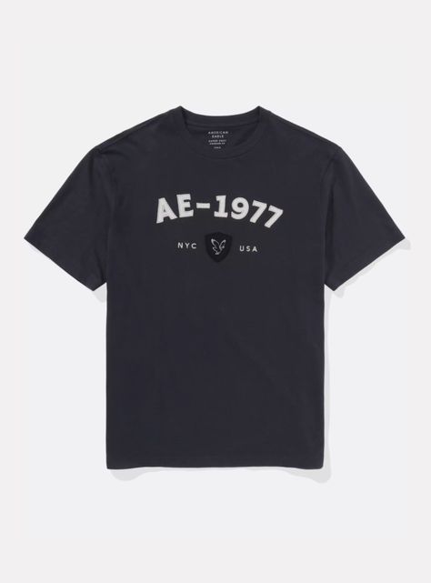 Polera AE Gráfico Logo con Relieve-2