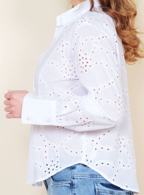Blusa Abotonada Manga Larga Schiffli-2