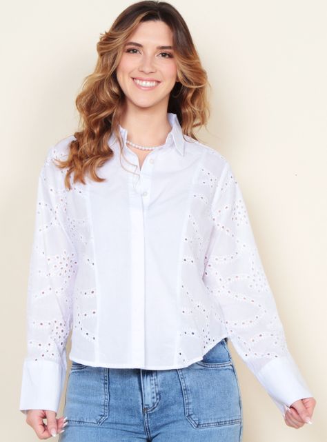 Blusa Abotonada Manga Larga Schiffli-0