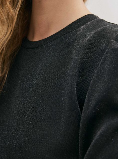 Polera Manga Abullonada con Tela Metalizado-3