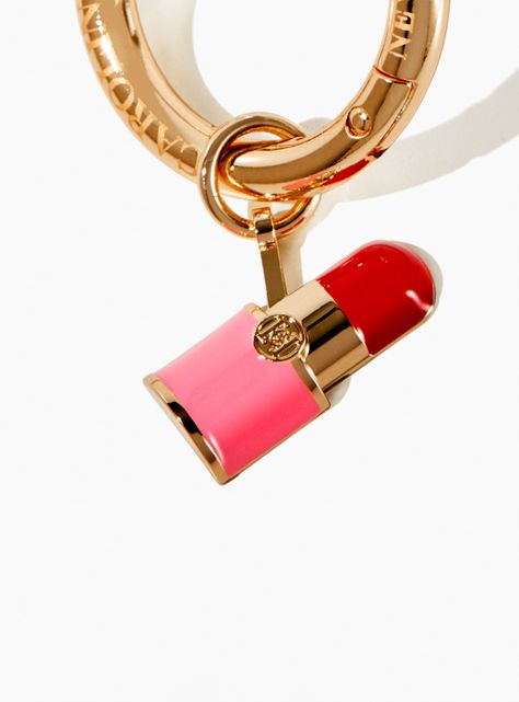 Charm Carolina Herrera Lipstick-1