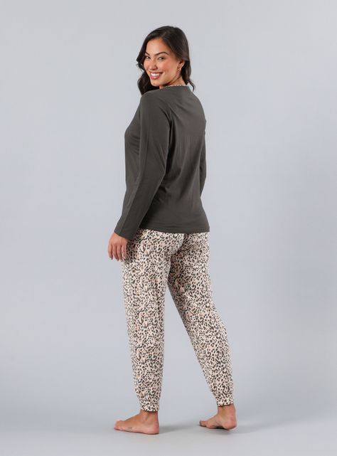 Pijama Abotonado con Print-1