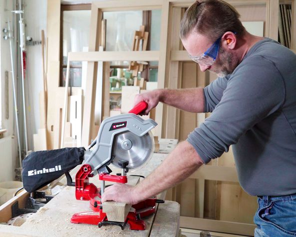 Ingleteadora 8'' 1400W TC-MS 216 Einhell-6