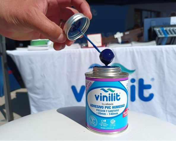 Adhesivo PVC 240 cc humedad con aplicador Vinilit-5