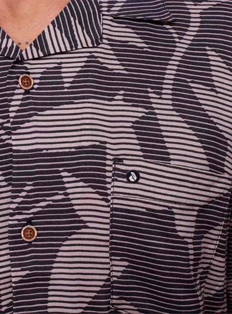 Camisa Flores Distorsionadas-2