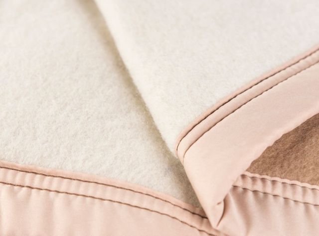 Frazada Rapallo Beige 1.5 Plazas-1