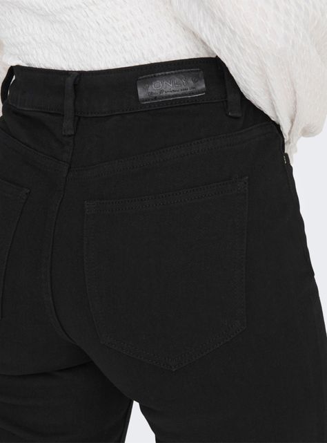 Jeans Tiro Alto Color Negro-2