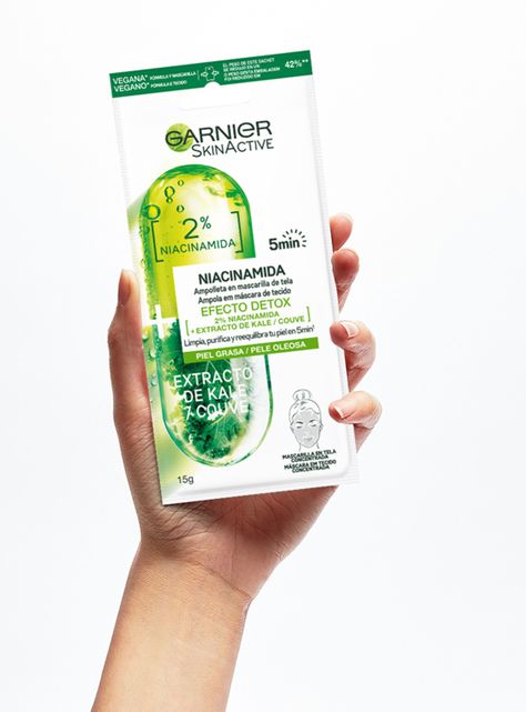 Mascarilla Garnier Skin Active en Tela Ampolla Kale Detox 15 g Garnier-1