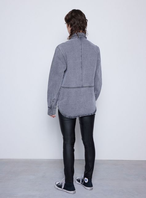 Chaqueta Denim Lavada con Aplicación-5