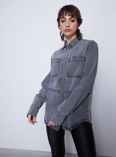Chaqueta Denim Lavada con Aplicación-0