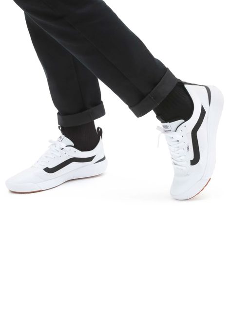 Zapatilla Urbana Blanca UA UltraRange EXO Mujer-4
