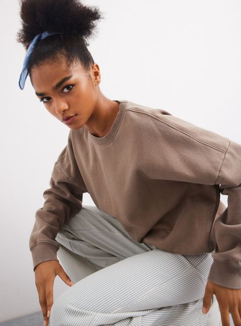Polerón Crew Neck Básico-2