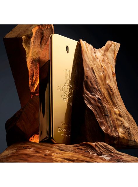 Set de Belleza One Million Hombre EDT 100 ml + Desodorante 150 ml + Travel Spray 10 ml-4