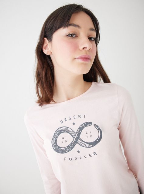 Polera Básica Estampado al Frente Cuello Redondo-1
